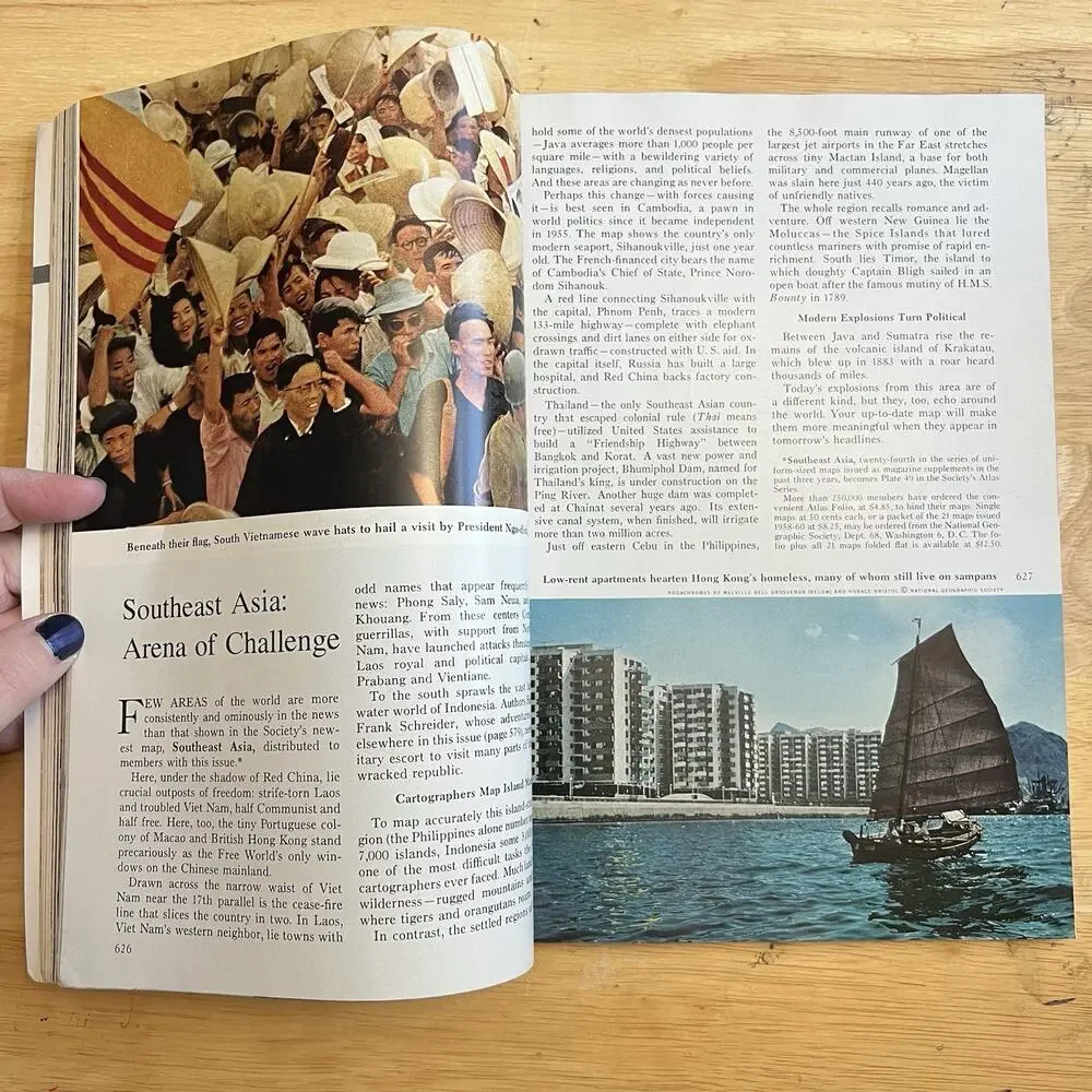 Vintage National Geographic May 1961 Indonesia White Tiger Project Mercury